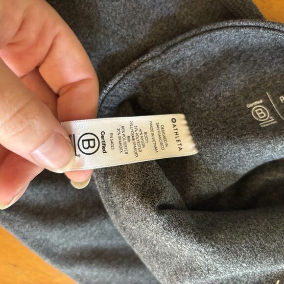 Athleta Womens Grey Capri Leggings Size Xtra Small - Picture 3 of 8